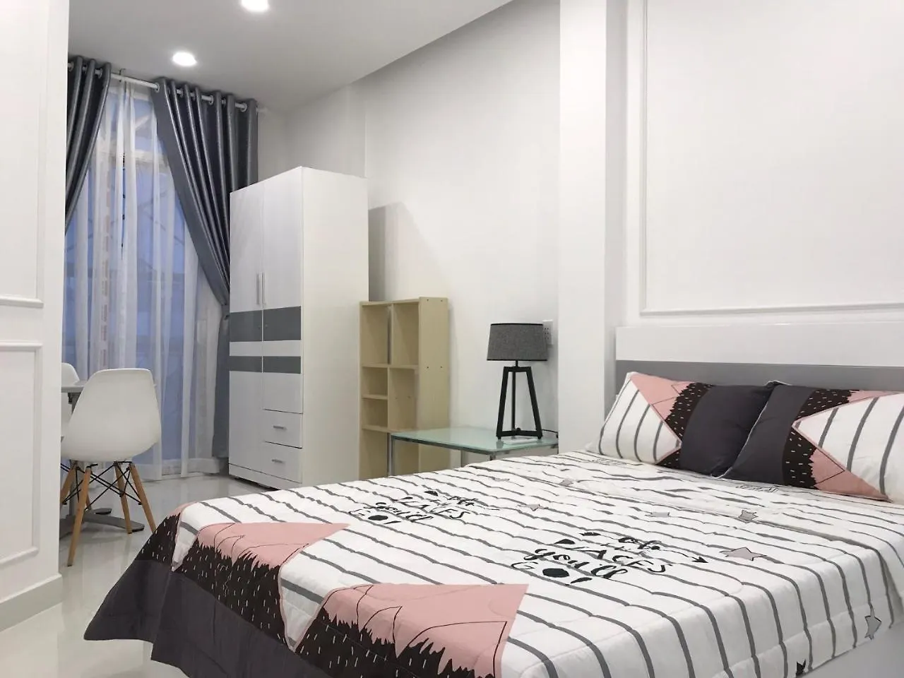 Smiley Apartment 8 Ho Chi Minh City
