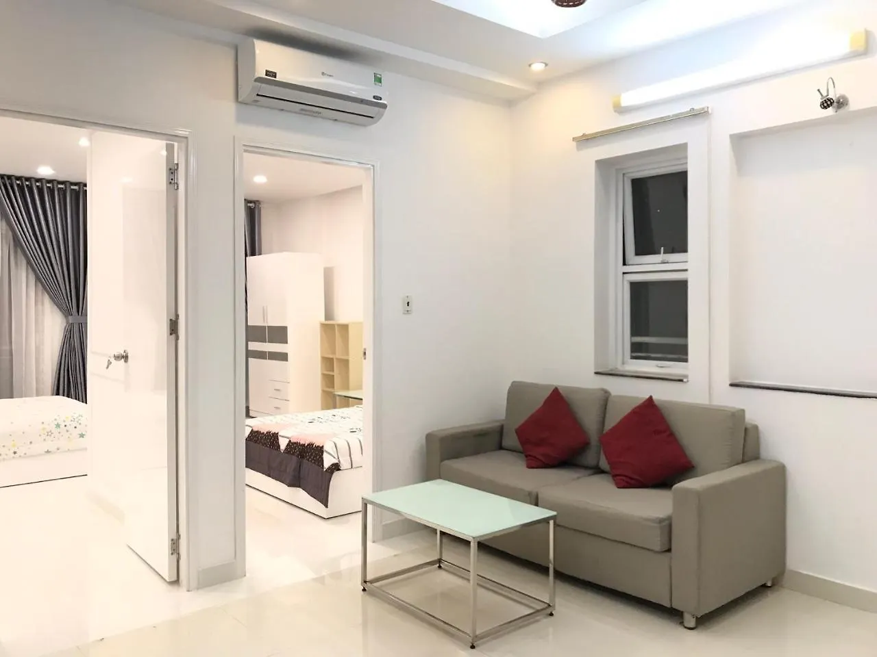 Smiley Apartment 8 Ho Chi Minh City Vietnam