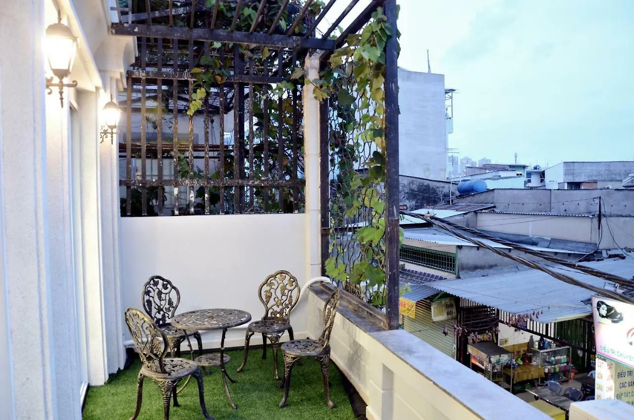 Smiley Apartment 8 Ho Chi Minh City