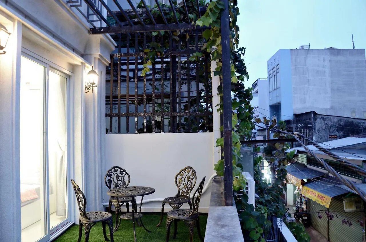 Smiley Apartment 8 Ho Chi Minh City