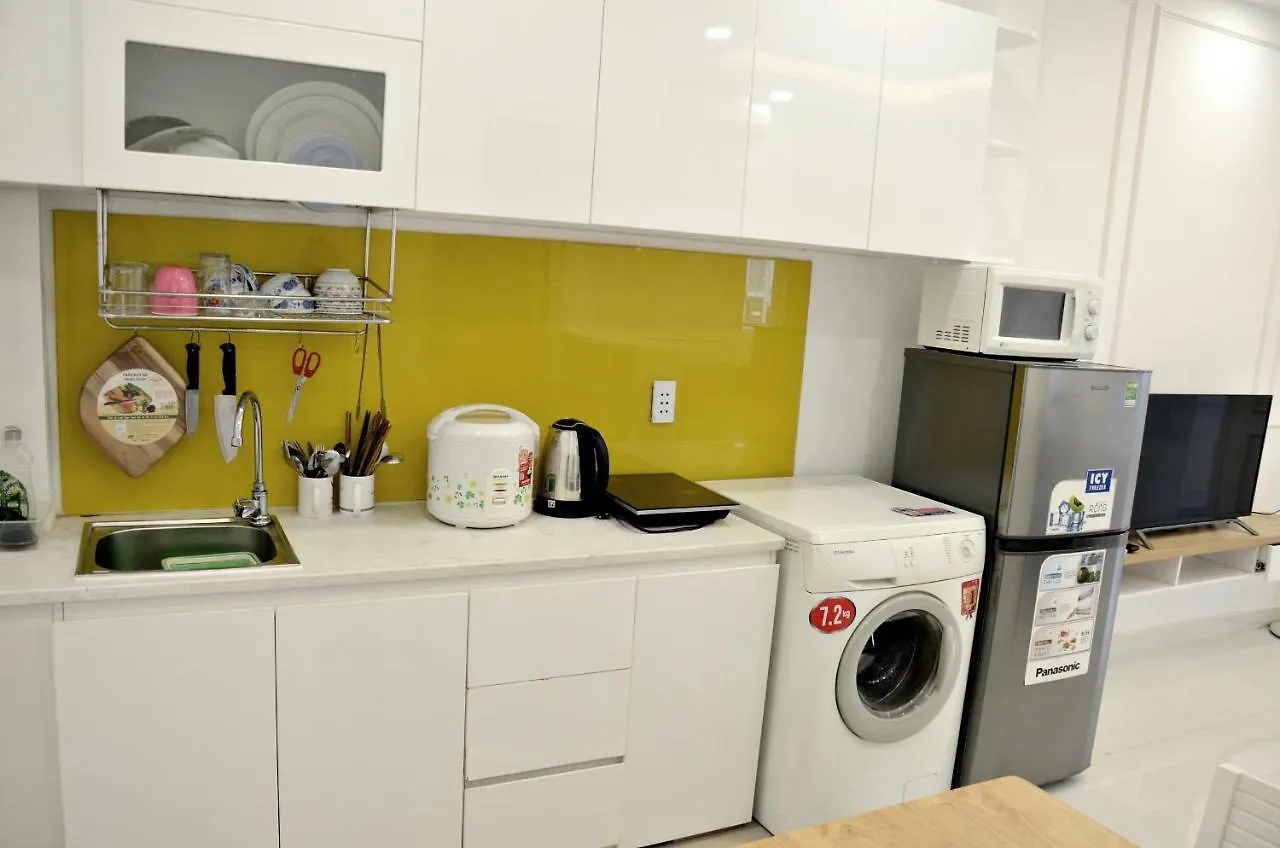 Smiley Apartment 8 Ho Chi Minh City Vietnam